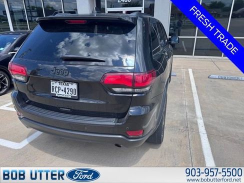 Used 2021 Jeep Grand Cherokee Freedom Edition RWD image 3