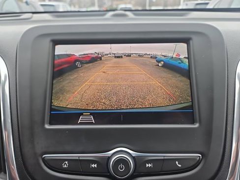 Used 2020 Chevrolet Equinox LT w/ Driver Convenience Package image 21