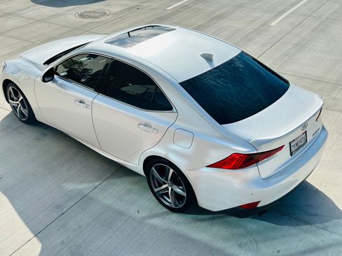 Used 2017 Lexus IS 200t w/ Navigation System Package image 22