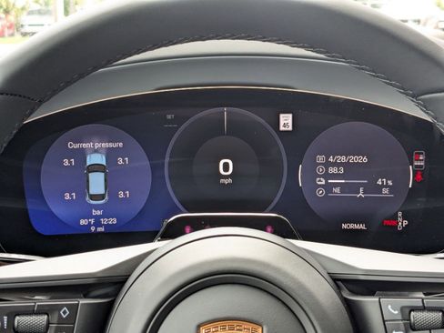 New 2026 Porsche Macan Electric RWD image 15