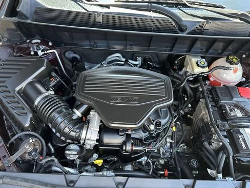 Used 2018 GMC Acadia SLT FWD image 29