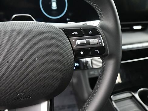 New 2026 Hyundai Ioniq 5 SEL AWD/4WD image 18