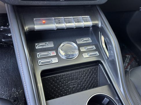 New 2025 Lincoln Nautilus Premier w/ Jet Appearance Package image 22