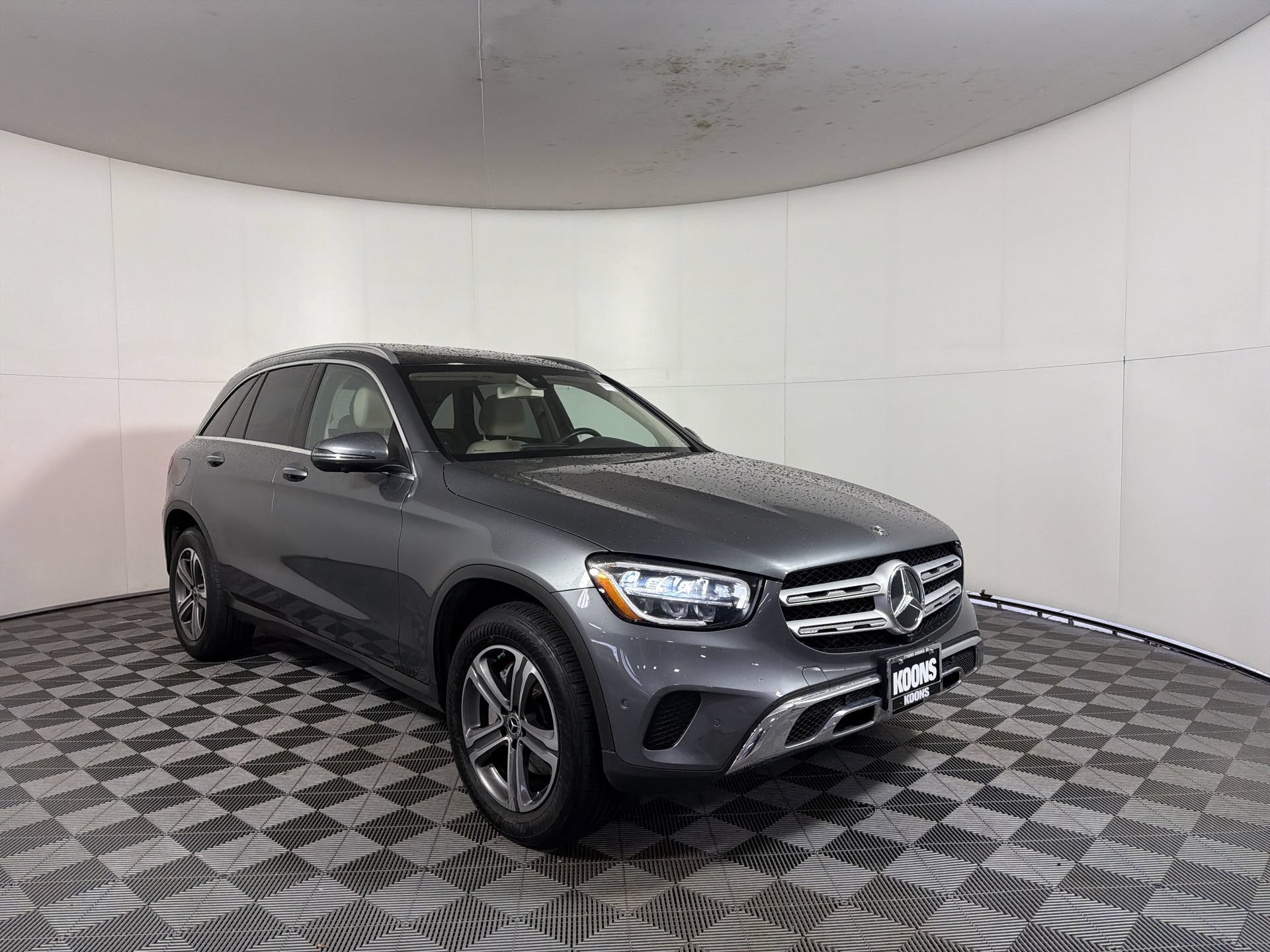 Used 2020 Mercedes-Benz GLC 300 4MATIC image 10