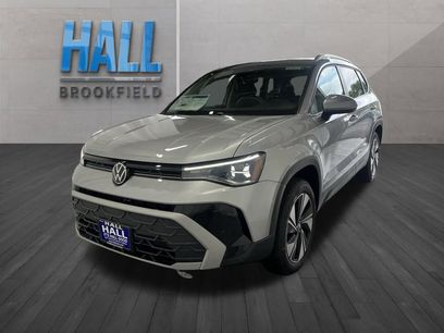 New 2025 Volkswagen Taos SE