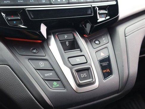 Used 2025 Honda Odyssey Sport-L image 17