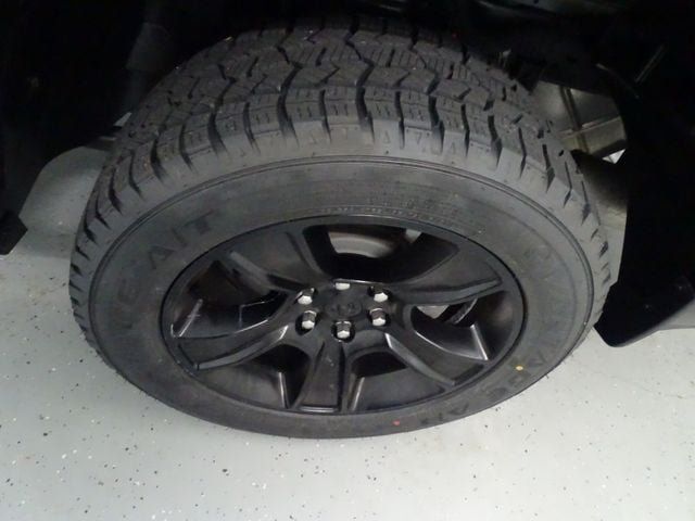 Used 2023 RAM 1500 Big Horn AWD/4WD image 29