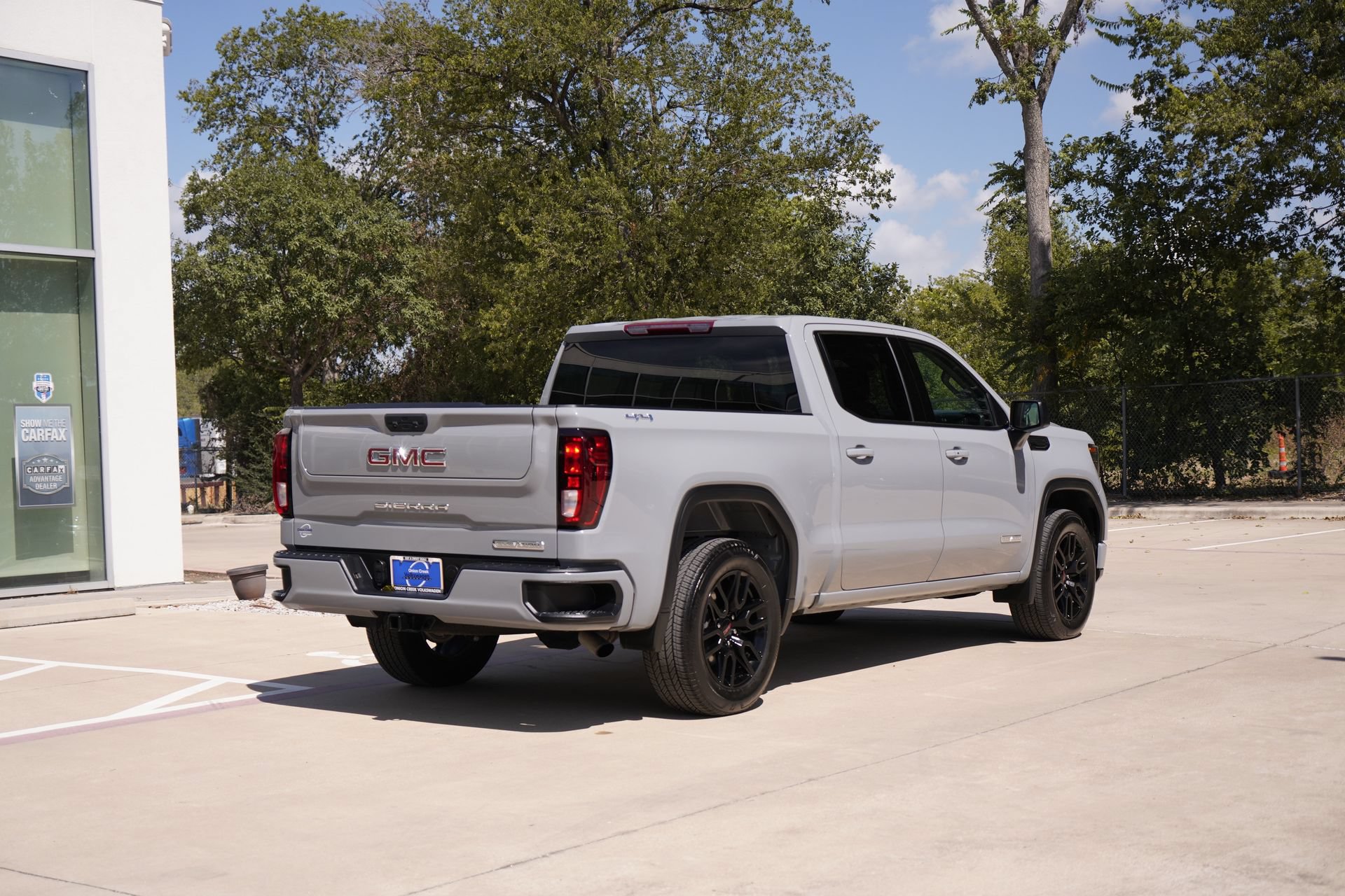 Used 2024 GMC Sierra 1500 Elevation AWD/4WD image 5