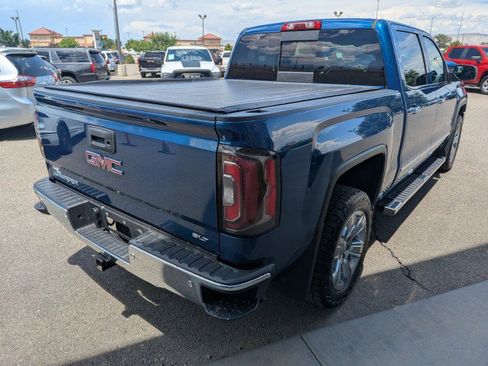 Used 2018 GMC Sierra 1500 SLT AWD/4WD image 5