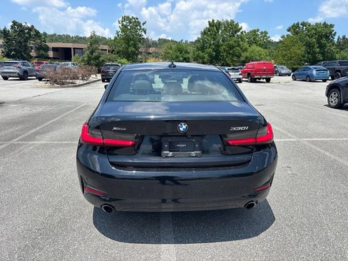 Used 2021 BMW 330i xDrive Sedan w/ Convenience Package AWD/4WD image 4