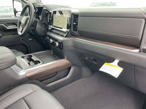 New 2026 GMC Sierra 2500 SLT w/ SLT Premium Package AWD/4WD image 29