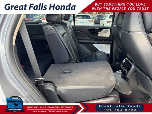 Used 2022 Lincoln Aviator Reserve w/ Equipment Group 201A AWD/4WD image 31