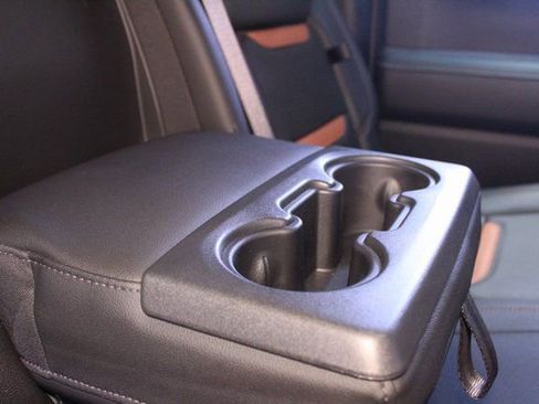 Used 2019 GMC Sierra 1500 AT4 image 16