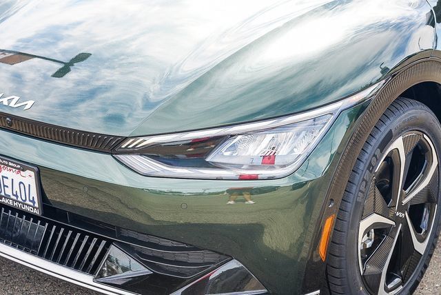 Used 2023 Kia EV6 GT-Line AWD/4WD image 10