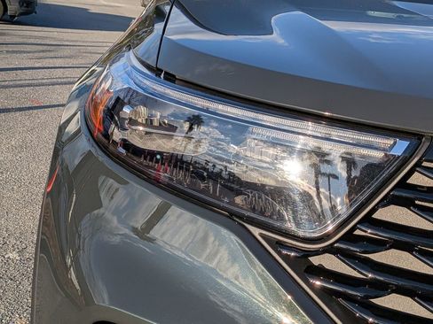 Certified 2023 Ford Explorer ST-Line w/ Class IV Trailer Tow Package image 11