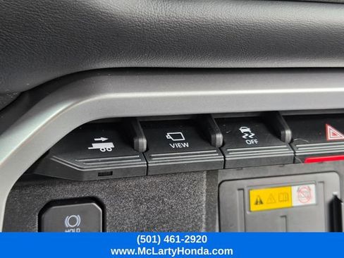 Used 2023 Toyota Tundra Platinum AWD/4WD image 26