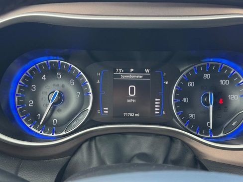Certified 2023 Chrysler Voyager LX FWD image 17