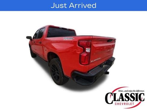 Used 2022 Chevrolet Silverado 1500 LT Trail Boss image 7