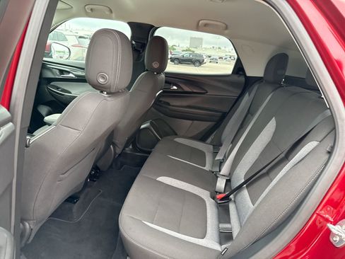 Used 2025 Chevrolet TrailBlazer LT FWD image 23