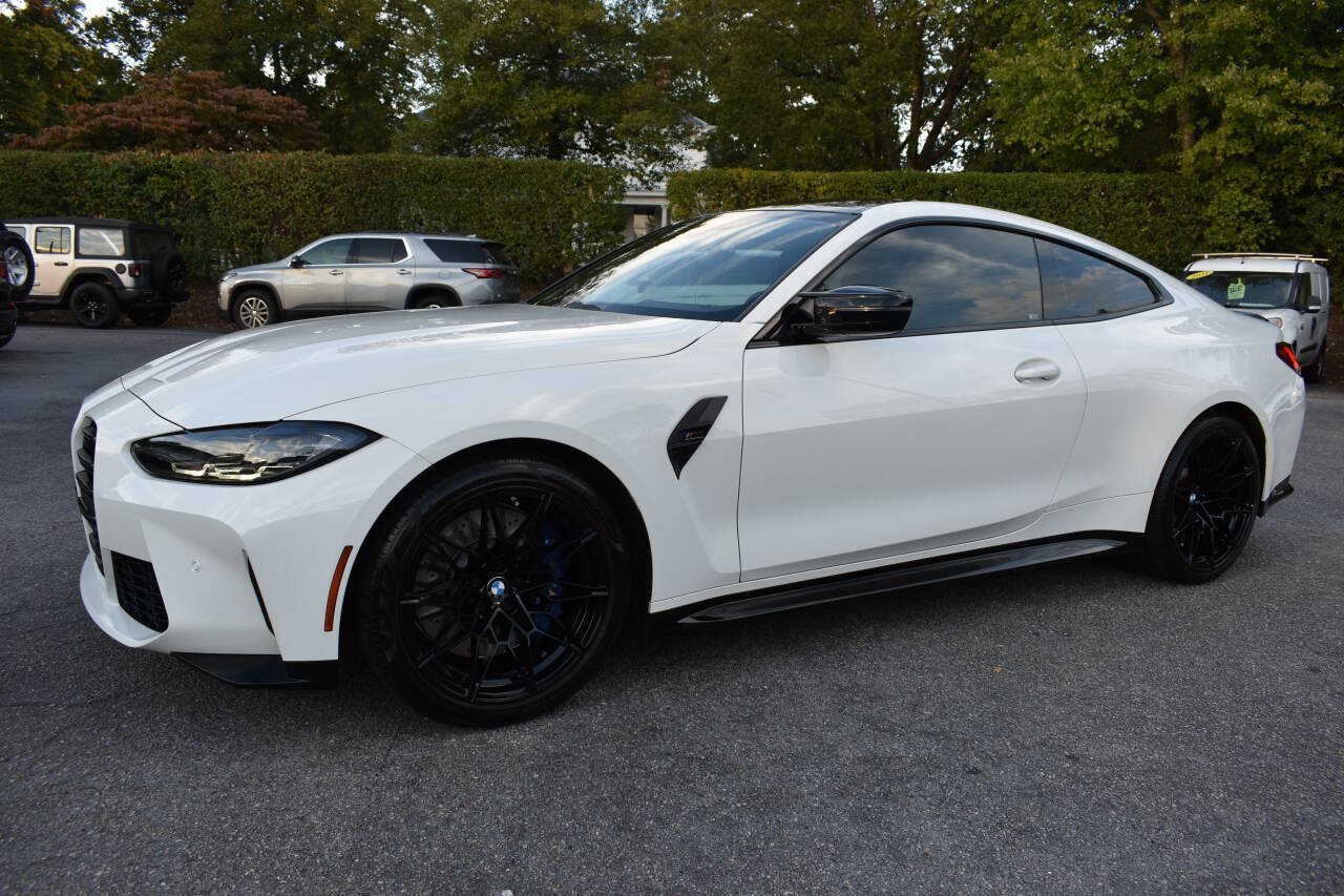Used 2024 BMW M4 Competition RWD image 2