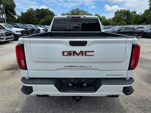 Used 2022 GMC Sierra 1500 Denali AWD/4WD image 5