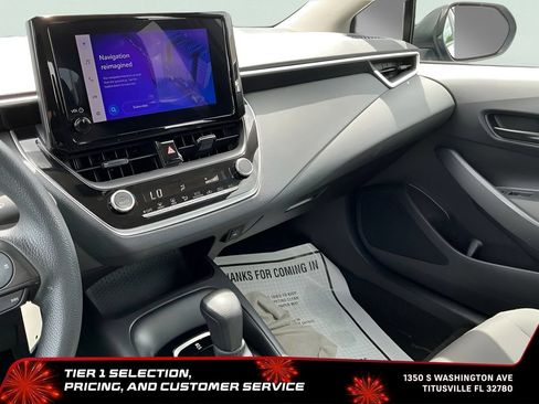 Used 2024 Toyota Corolla LE FWD image 32