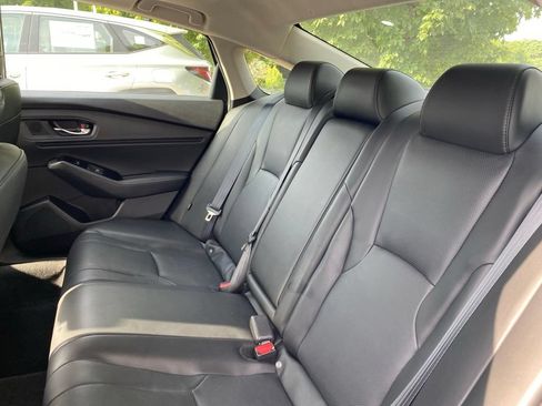Used 2023 Honda Accord Touring image 7