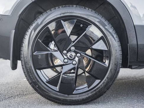 Used 2026 Volvo XC40 B5 Ultra w/ Protection Package Premier image 18