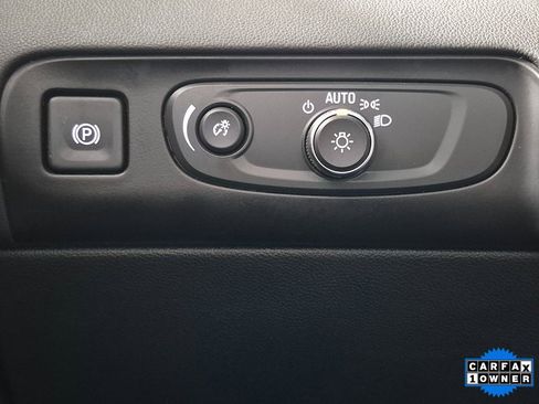 Used 2021 Buick Enclave Avenir w/ Avenir Technology Package image 16