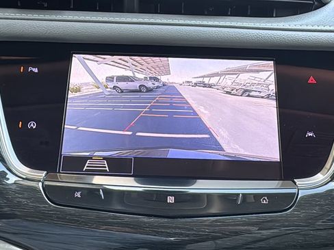 Used 2020 Cadillac XT6 Premium Luxury AWD/4WD image 17