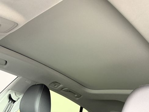 Used 2023 Audi Q8 Premium Plus image 19