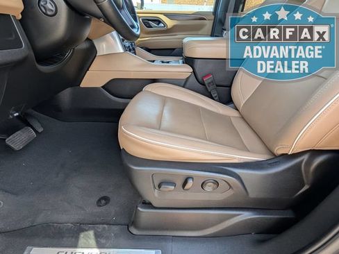 Used 2024 Chevrolet Tahoe Premier AWD/4WD image 18