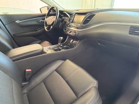 Used 2020 Chevrolet Impala LT FWD image 24
