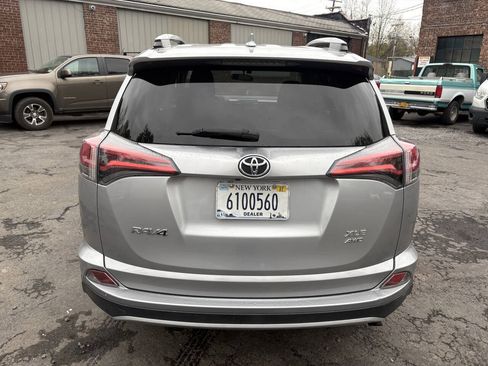 Used 2016 Toyota RAV4 XLE AWD/4WD image 14