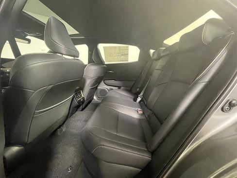 New 2026 Toyota Crown Platinum AWD/4WD image 11