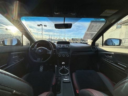 Used 2018 Subaru WRX STI Limited image 17