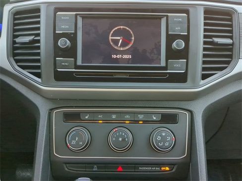 Certified 2022 Volkswagen Atlas SE image 20