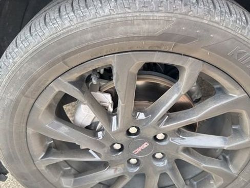 Used 2023 GMC Terrain SLT w/ Elevation Edition image 20