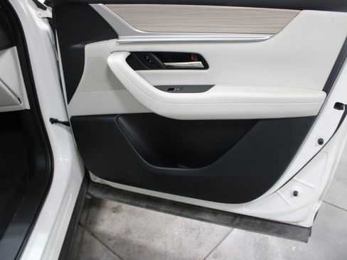 Used 2025 MAZDA CX-90 3.3 Turbo w/ Premium Plus Pkg image 27