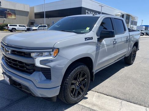Used 2024 Chevrolet Silverado 1500 RST w/ Z71 Off-Road Package AWD/4WD image 39