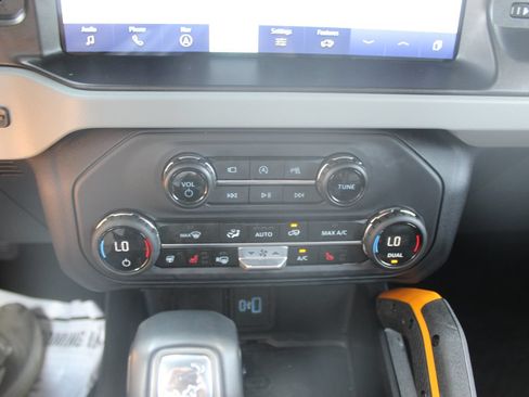 Used 2023 Ford Bronco Badlands AWD/4WD image 31