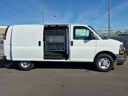New 2025 Chevrolet Express 2500 w/ Driver Convenience Package RWD image 4