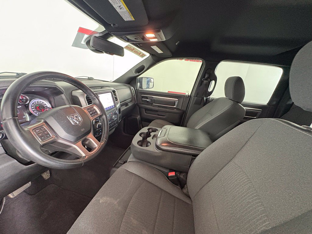 Used 2022 RAM 1500 Warlock AWD/4WD image 14