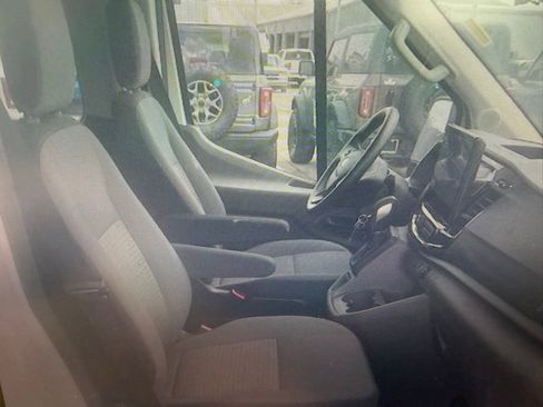 Used 2024 Ford Transit 350 XLT image 5