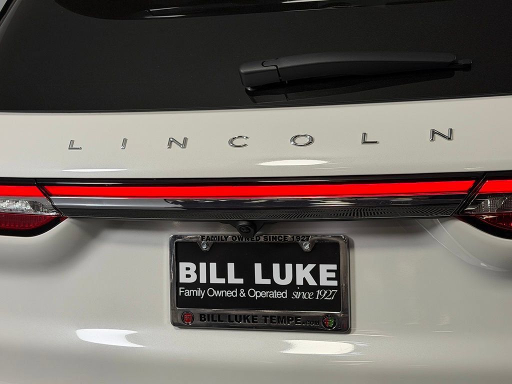 Used 2023 Lincoln Corsair Reserve w/ Equipment Group 201A FWD image 11