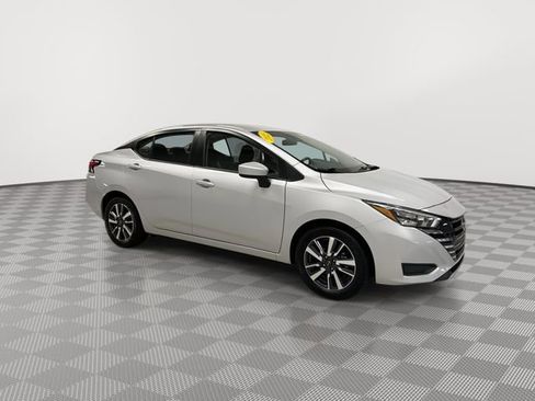Used 2025 Nissan Versa SV FWD image 13