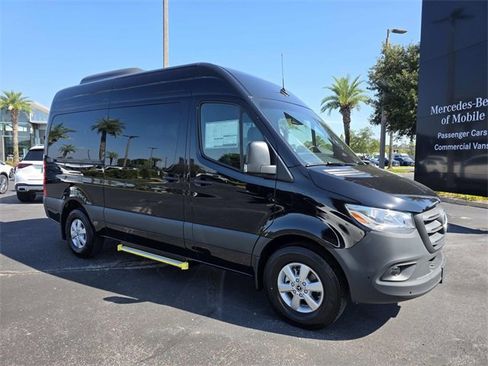 New 2025 Mercedes-Benz Sprinter 2500 image 3