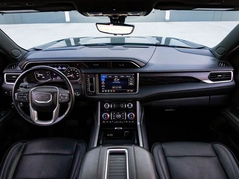 Used 2021 GMC Yukon Denali w/ Denali Ultimate Package image 35