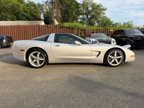 Used 1997 Chevrolet Corvette Coupe w/ Memory Pkg RWD image 6