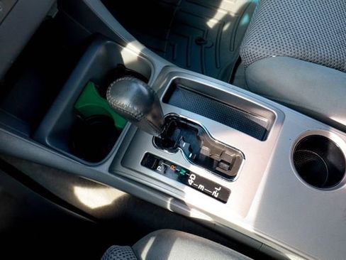 Used 2009 Toyota Tacoma PreRunner image 9